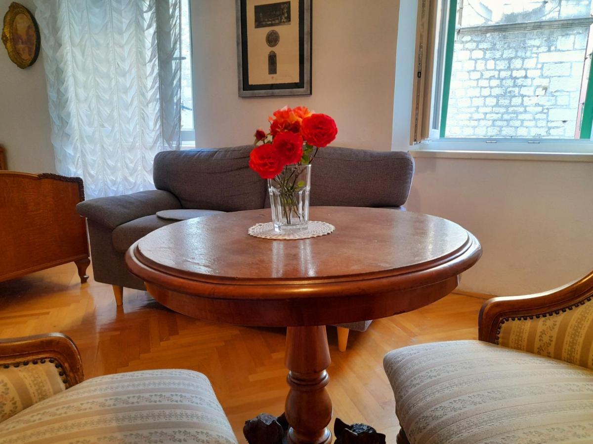 Two Bells Apartment Sibenik Ngoại thất bức ảnh